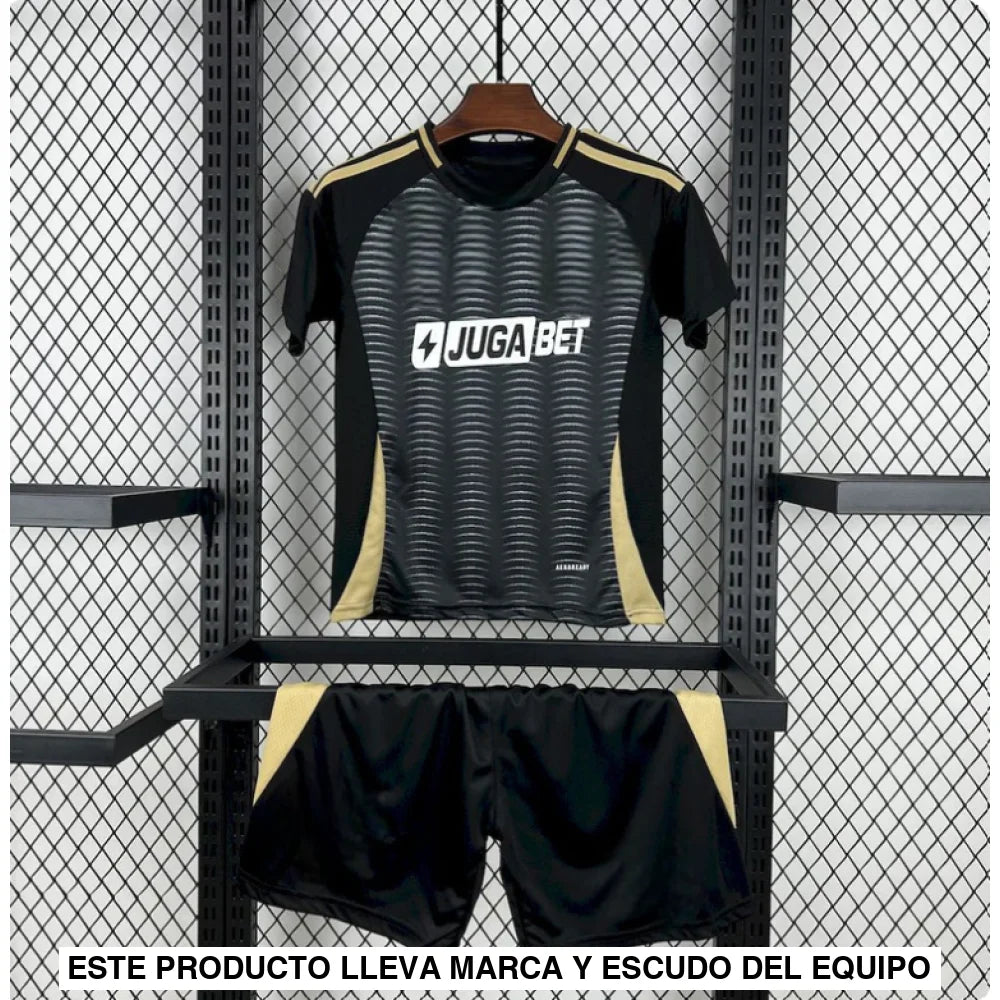 Equipacion Colo-Colo 25-26, Visitante, Nino