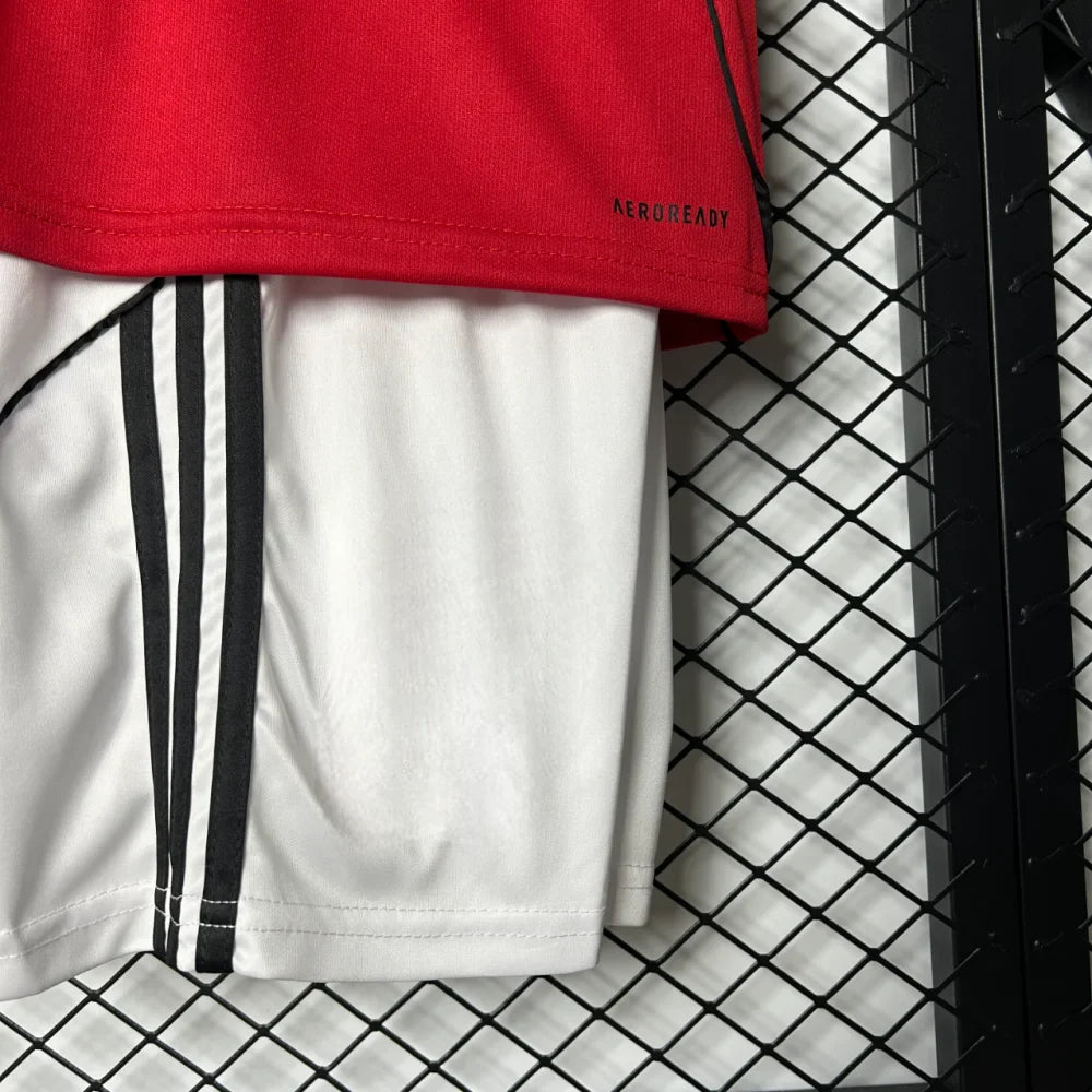 Equipacion Manchester United 25-26, Local, Nino