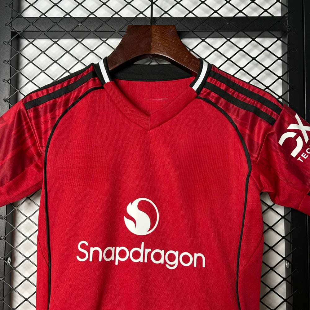 Equipacion Manchester United 25-26, Local, Nino