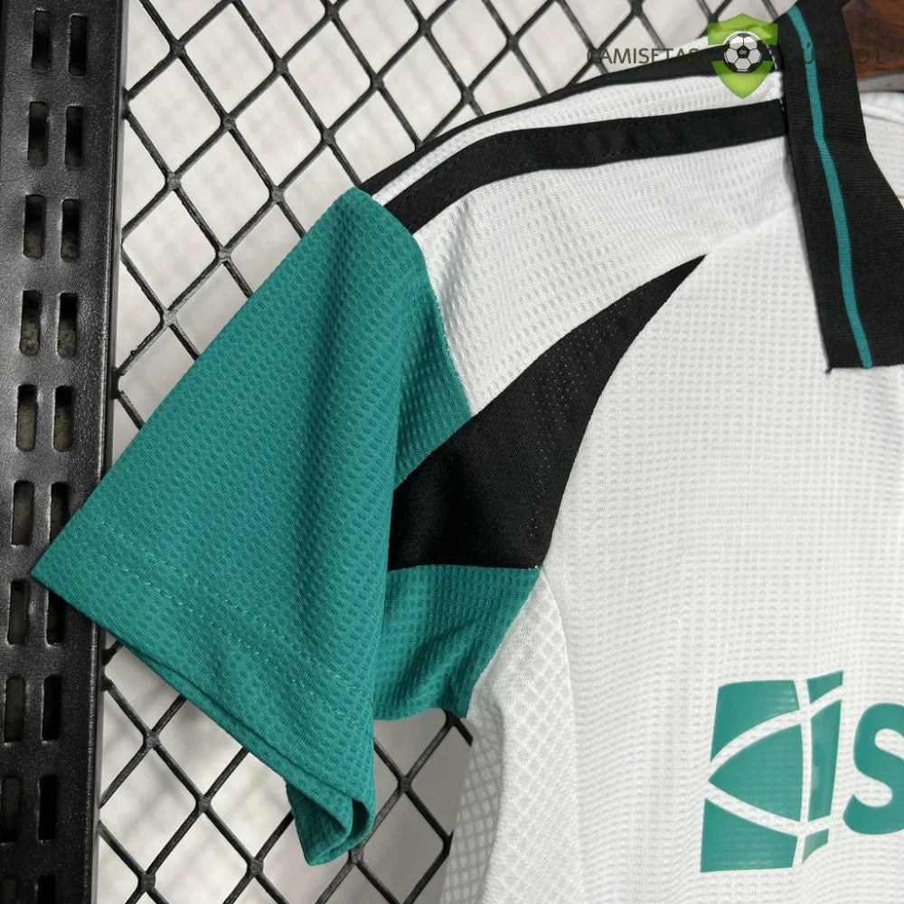 Equipacion Newcastle 24-25, 3a Equipacion, Nino