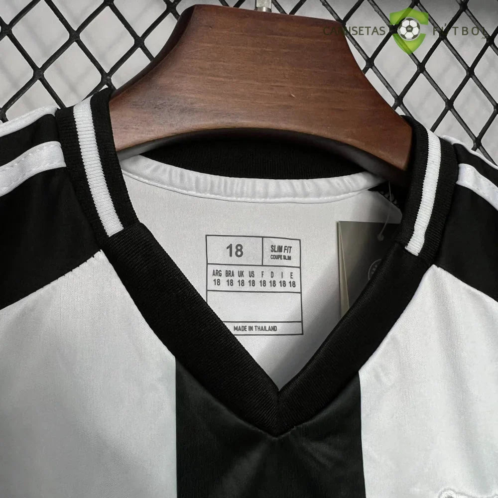 Equipacion Newcastle 24-25, Local, Nino