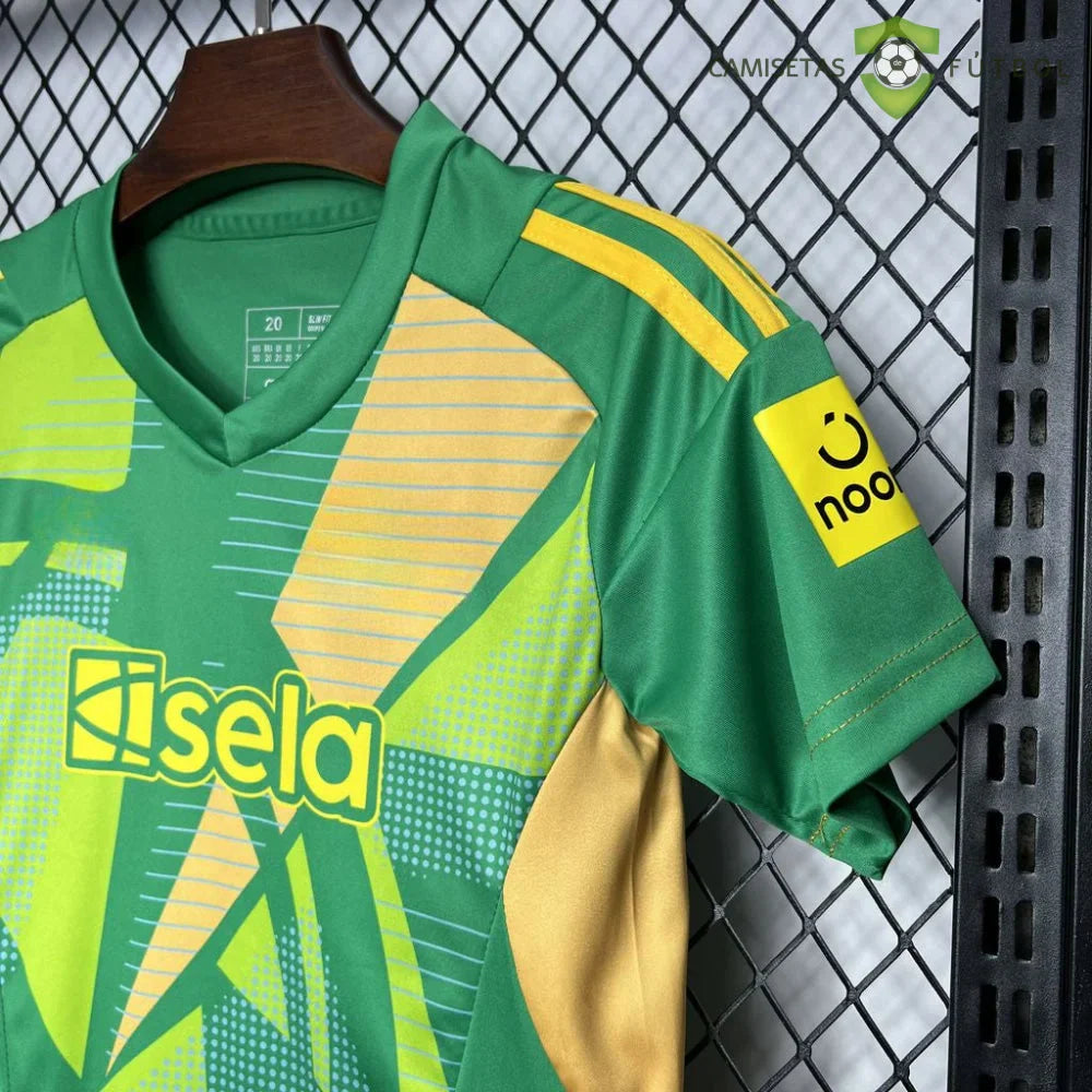 Equipacion Newcastle 24-25, Portero Verde, Nino