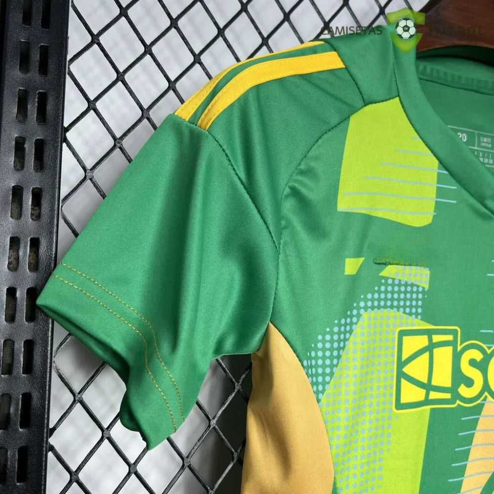 Equipacion Newcastle 24-25, Portero Verde, Nino