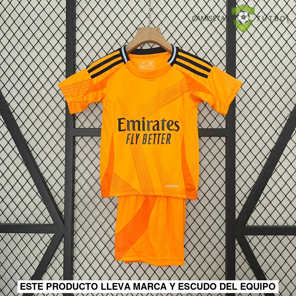 Equipacion R.M. 24-25, Visitante, Nino
