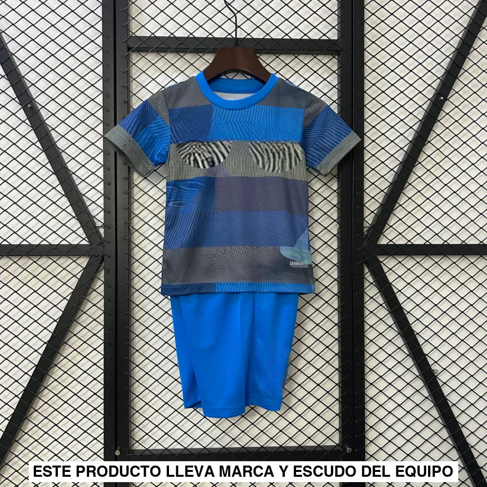 Equipacion R.M. 25-26, Entrenamiento, Nino
